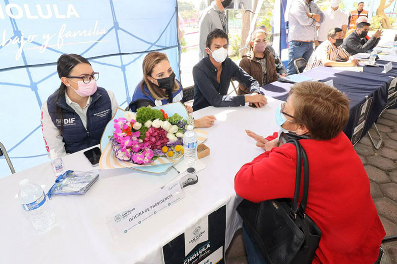 Inicia Paola Angon, en Manantiales, las Jornadas de Atención Ciudadana «Cholula Va Por Todos» de este 2023