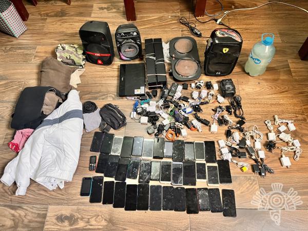 Tras operativo detectan en penal de Huejotzingo drogas, bebidas alcohólicas y artículos prohibidos