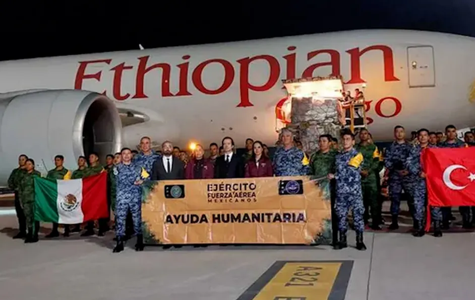 México envía 100 toneladas de ayuda humanitaria a Turquía tras terremoto