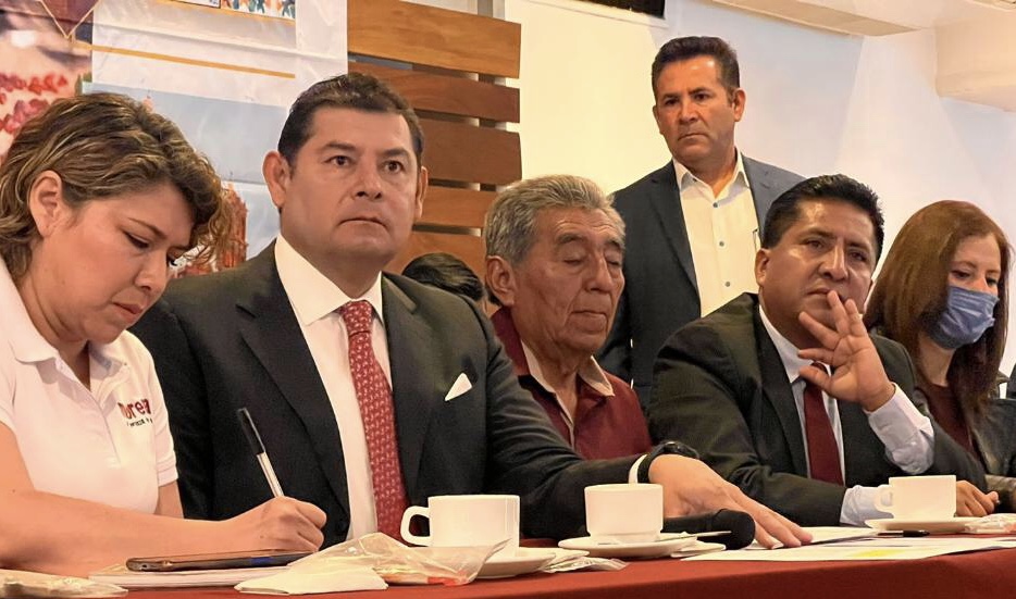 Que no se paren el cuello, si Tesla llega a Puebla será resultado del trabajo de Céspedes Peregrina: Alejandro Armenta
