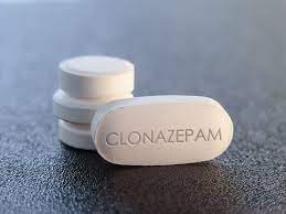 Cuatro alumnas se intoxican con clonazepan en Puebla