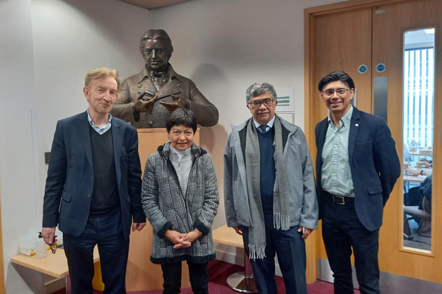 Convenio con el Instituto Jenner busca promover el avance científico y tecnológico en Biomedicina, Microbiología y Medicina Clínicas