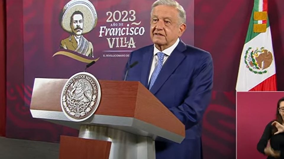 “Estamos bien y con muchos deseos de seguir transformando al país», aseguró López Obrador al reaparecer en público