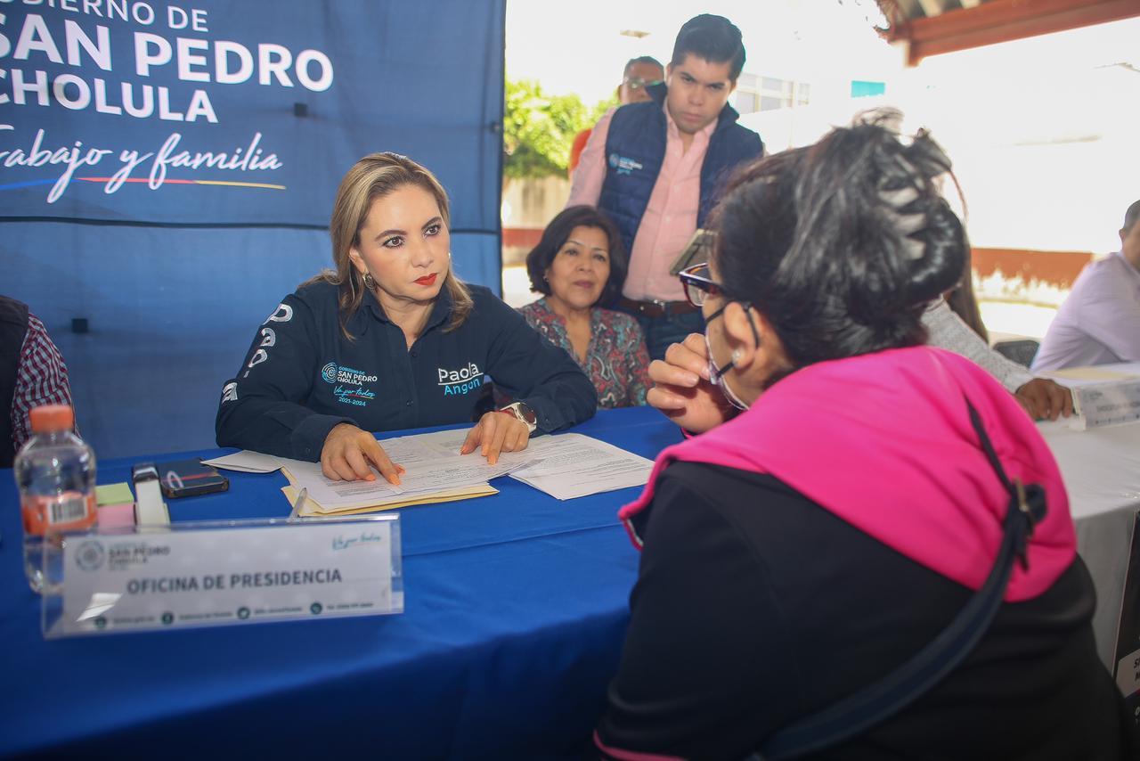 Paola Angon refrenda su compromiso con la ciudadanía, escuchando y atendiendo peticiones en Cocoyotla