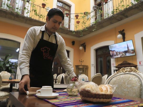 En Puebla, incrementan 15.9% empleos en hoteles y restaurantes: Turismo