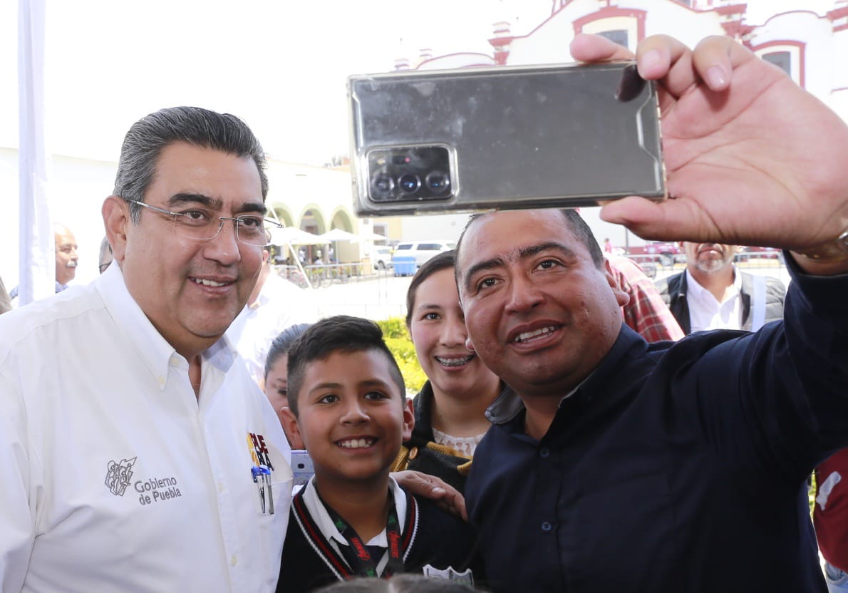 Favorece «Martes Ciudadano Itinerante» cercanía con poblanas y poblanos; Salomón Céspedes acude a San Pedro Cholula