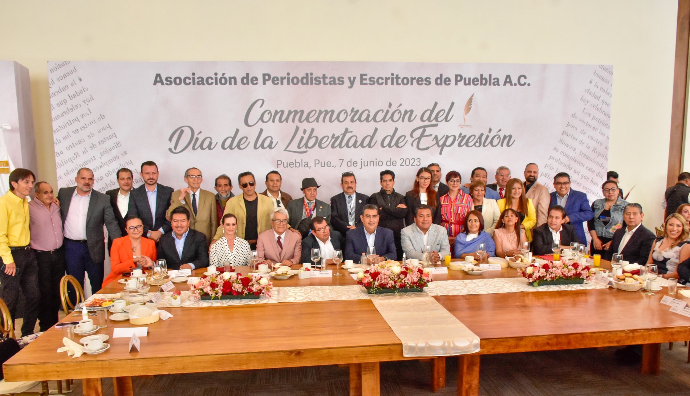 Mi gobierno respetará sin sometimiento o algún tipo de coacción a los medios de comunicación: Salomón Céspedes