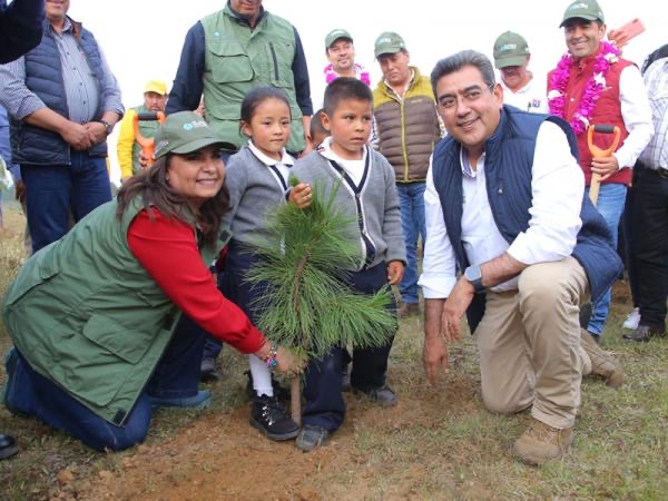 Promueve gobierno de Sergio Salomón acciones para cuidado del medio ambiente en Zacatlán