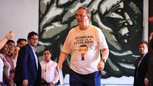 Marcelo Ebrard se registra para encuesta de Morena
