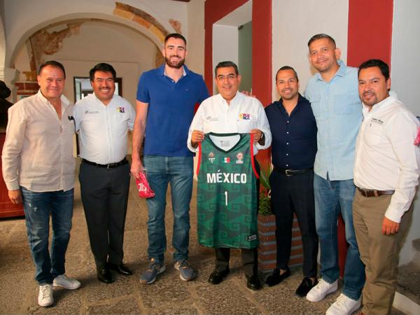 En Casa Aguayo, Sergio Salomón respalda a Selección Mexicana de Basquetbol