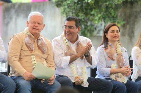 Inauguran en Teziutlán tramo carretero La Estación-Amila