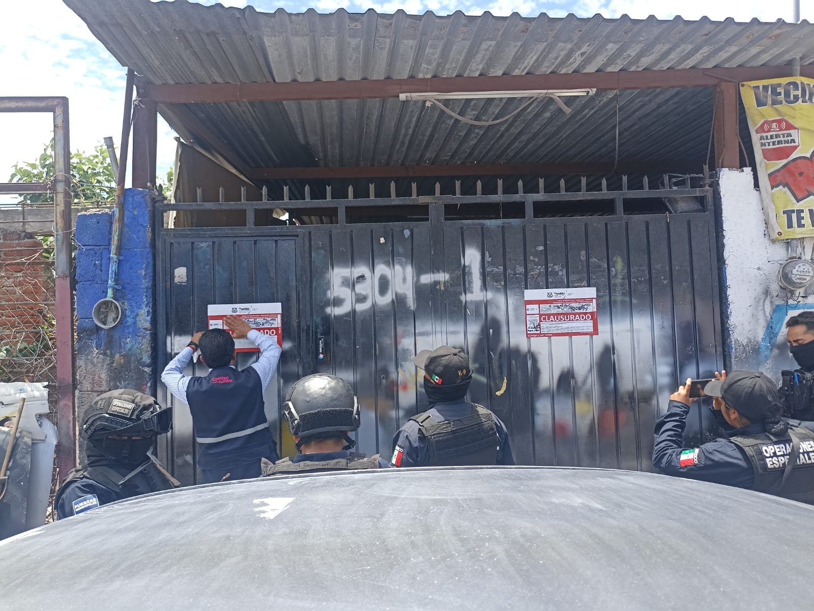 Clausuran 18 negocios por operar de manera irregular