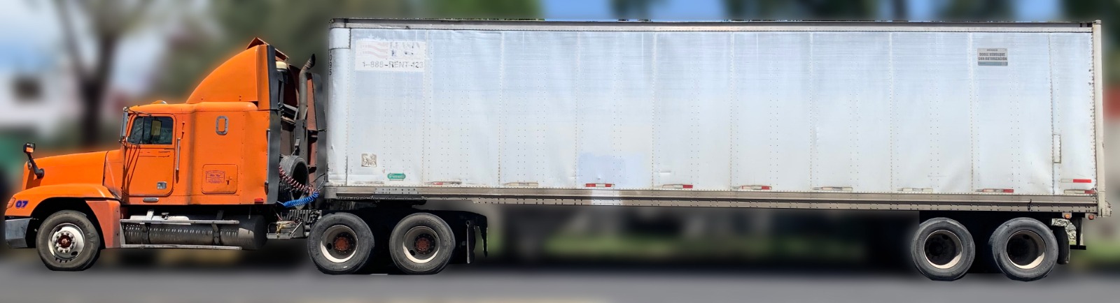 Recuperan un tráiler robado y pone a salvo al conductor