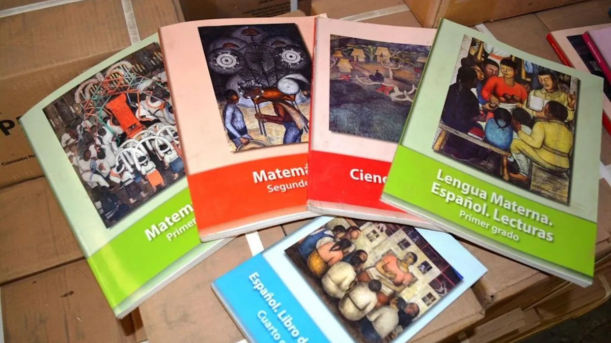 Nuevos libros de texto son rechazados por consigna: AMLO; “no tienen ideología de la 4T”, dijo
