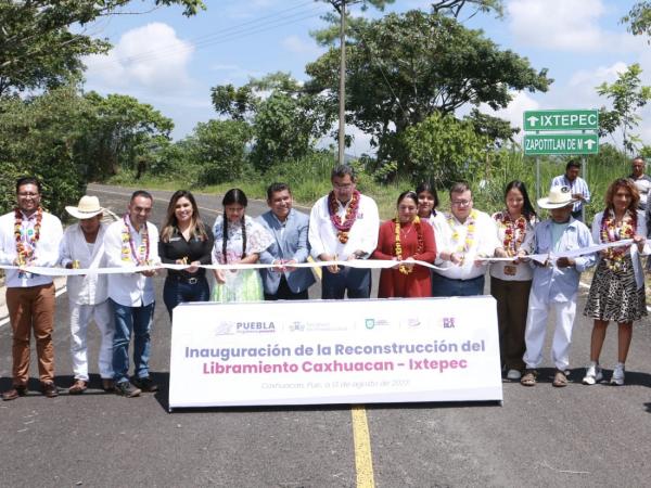 Con obras carreteras, gobierno estatal demuestra que dinero del pueblo se aplica en el pueblo; Sergio Salomón