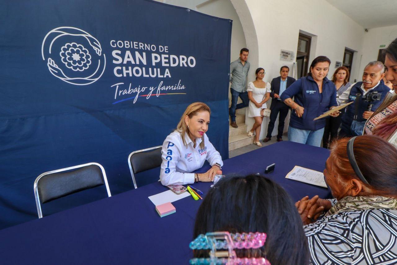 Gobierno de Paola Angon mantiene cercanía con la ciudadanía y comercios Cholultecas