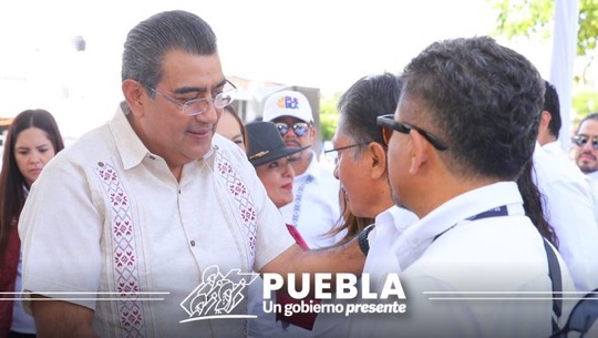 Salomón Céspedes realiza Jornada Ciudadana en la mixteca y anuncia la reconstrucción del Eje Poniente en la carretera Amayuca-Izúcar de Matamoros