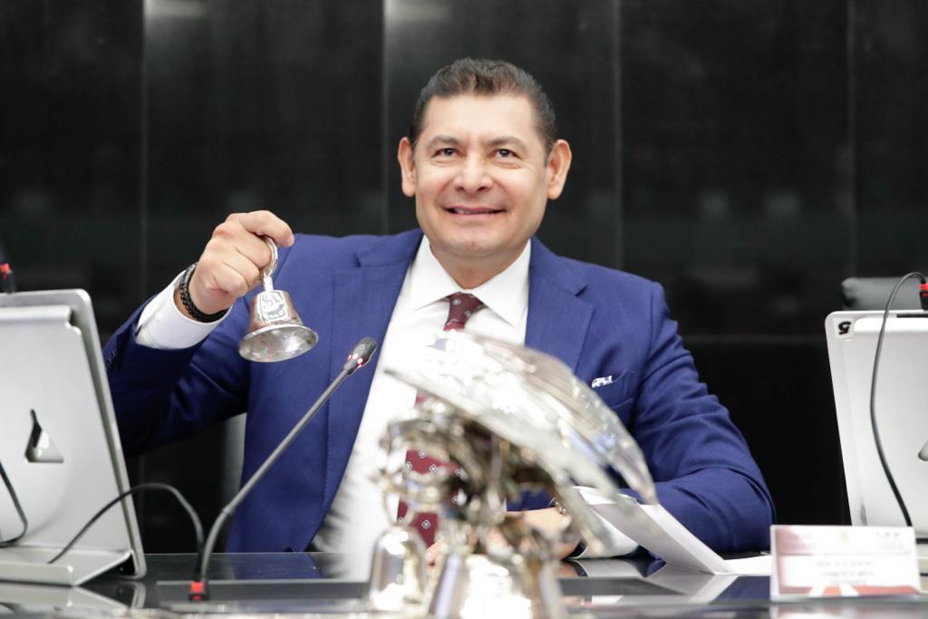 El senador Armenta demanda racionalidad financiera a la ministra Piña 
