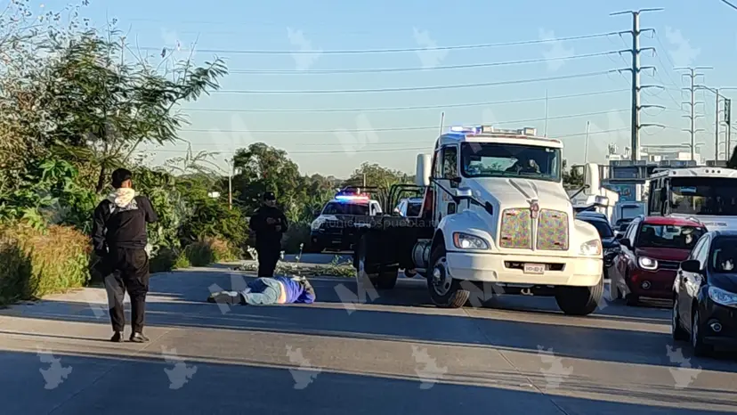Ejecución de motociclista genera caos en el Periférico Ecológico