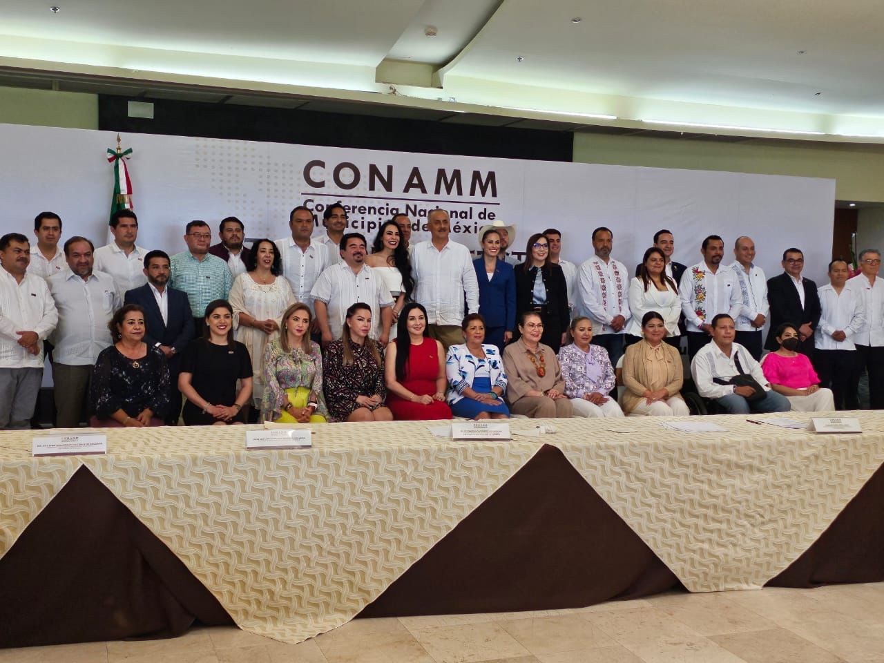 Paola Angon toma protesta como vicepresidenta de la CONAMM