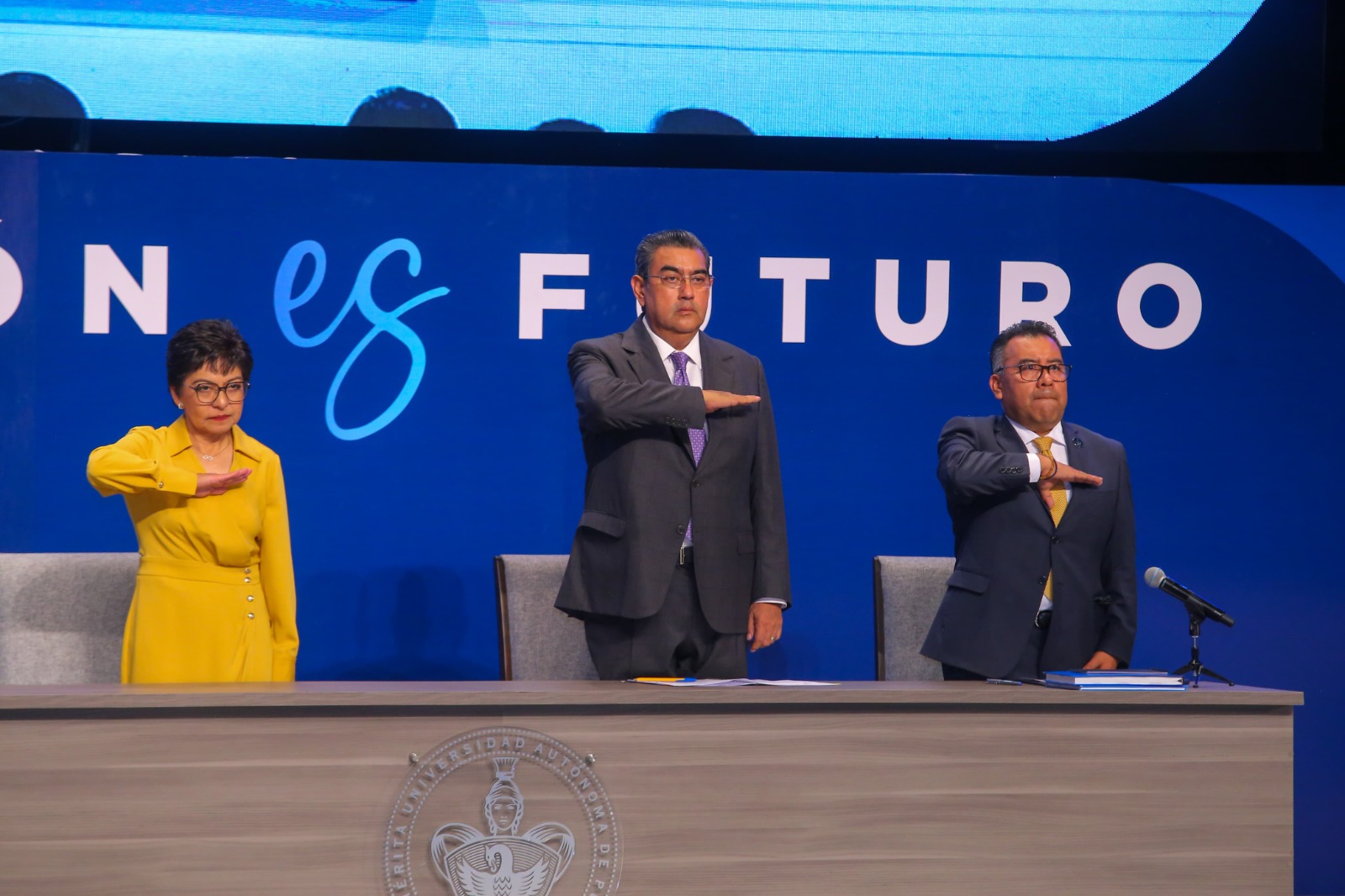Salomón Céspedes reitera su respeto absoluto a la autonomía de la BUAP, pero prevalecerá la vinculación y apoyo entodos los proyectos
