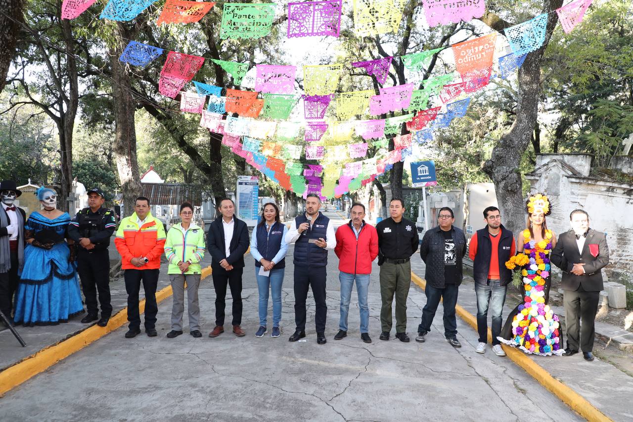 Policías y personal de protección civil participan en operativo «Todos Santos 2023» en la capital poblana
