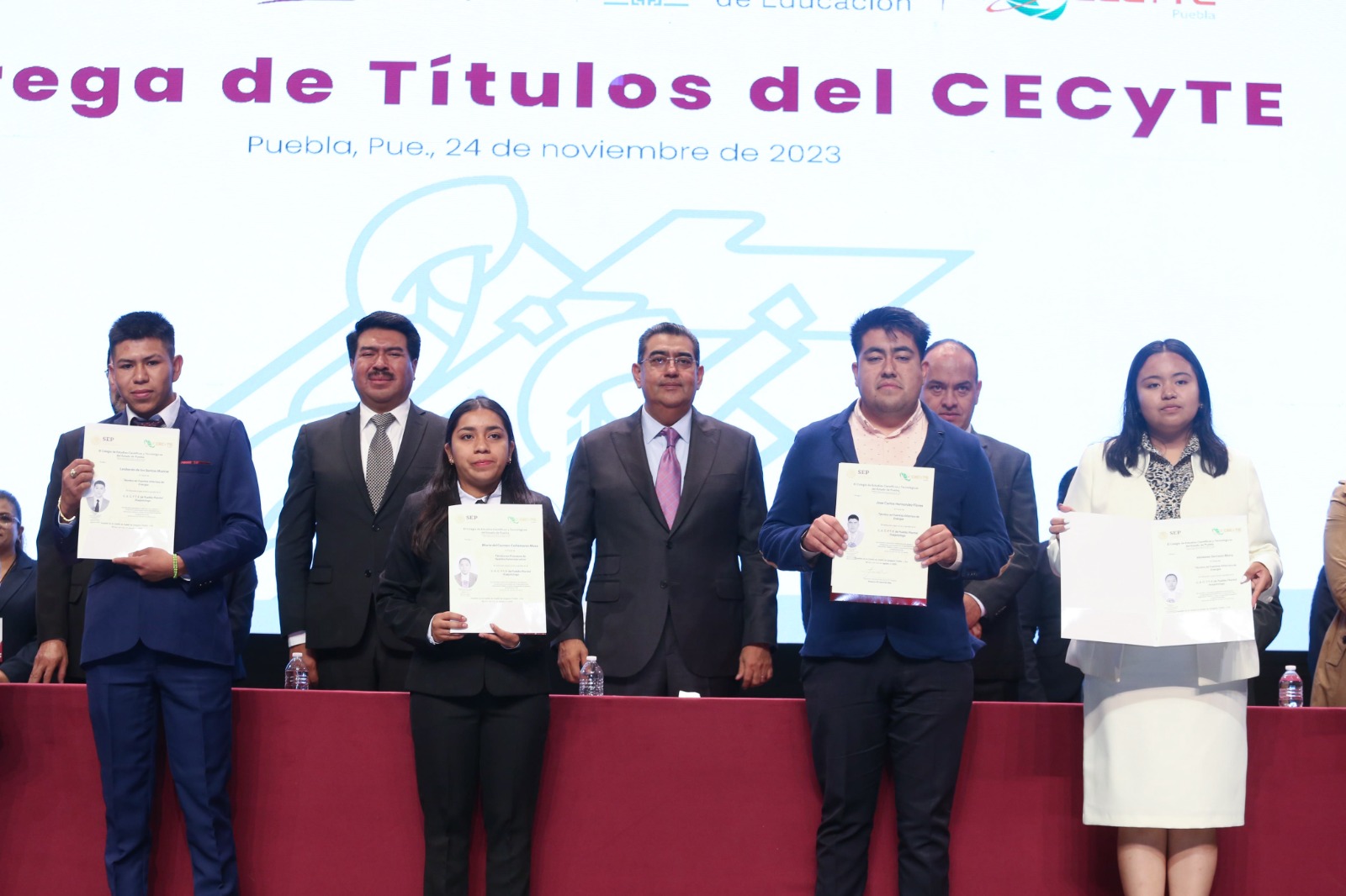En Puebla, jóvenes cuentan con respaldo del gobierno estatal para garantizar su desarrollo