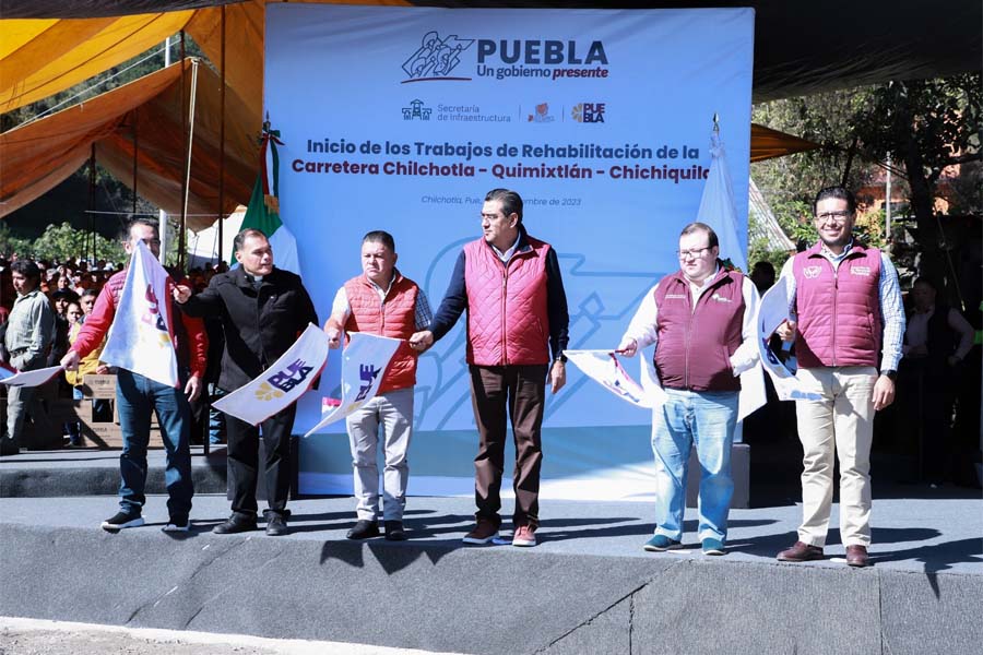 Gobernador inició rehabilitación de dos carreteras por más de 105 millones de pesos