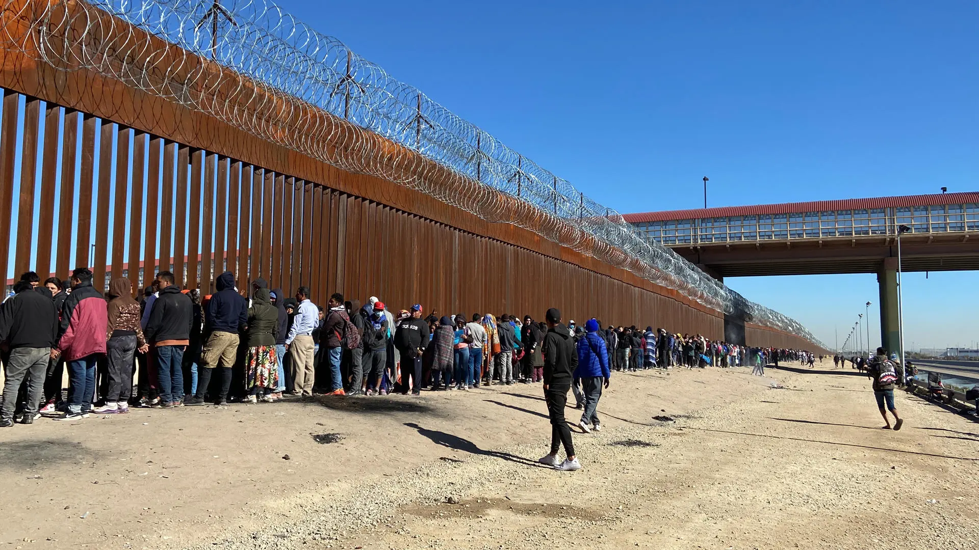 Cerrar la frontera México-EE.UU. “no se puede”, responde AMLO a Trump