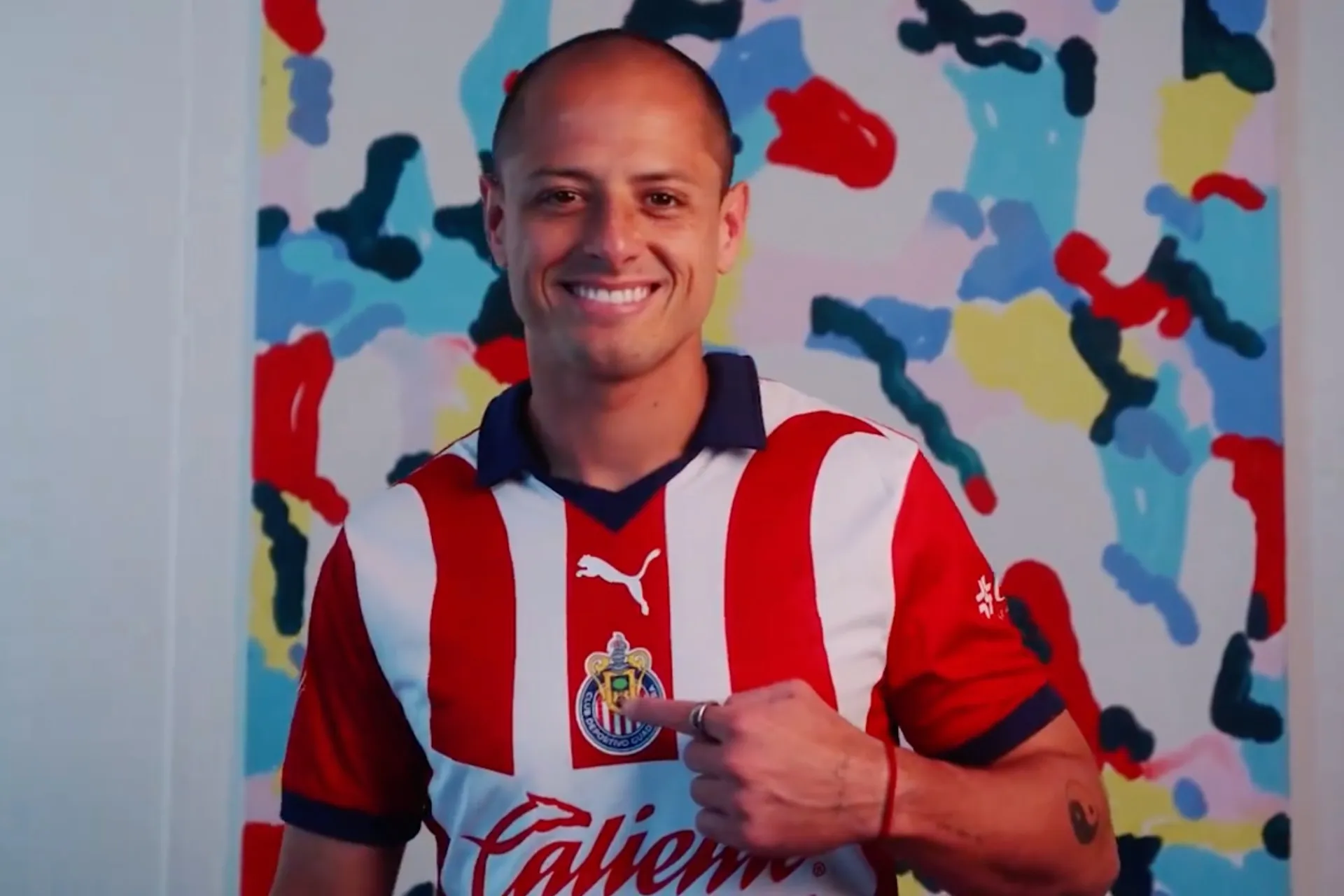 Chivas anuncia el regreso de ‘Chicharito’ Hernández