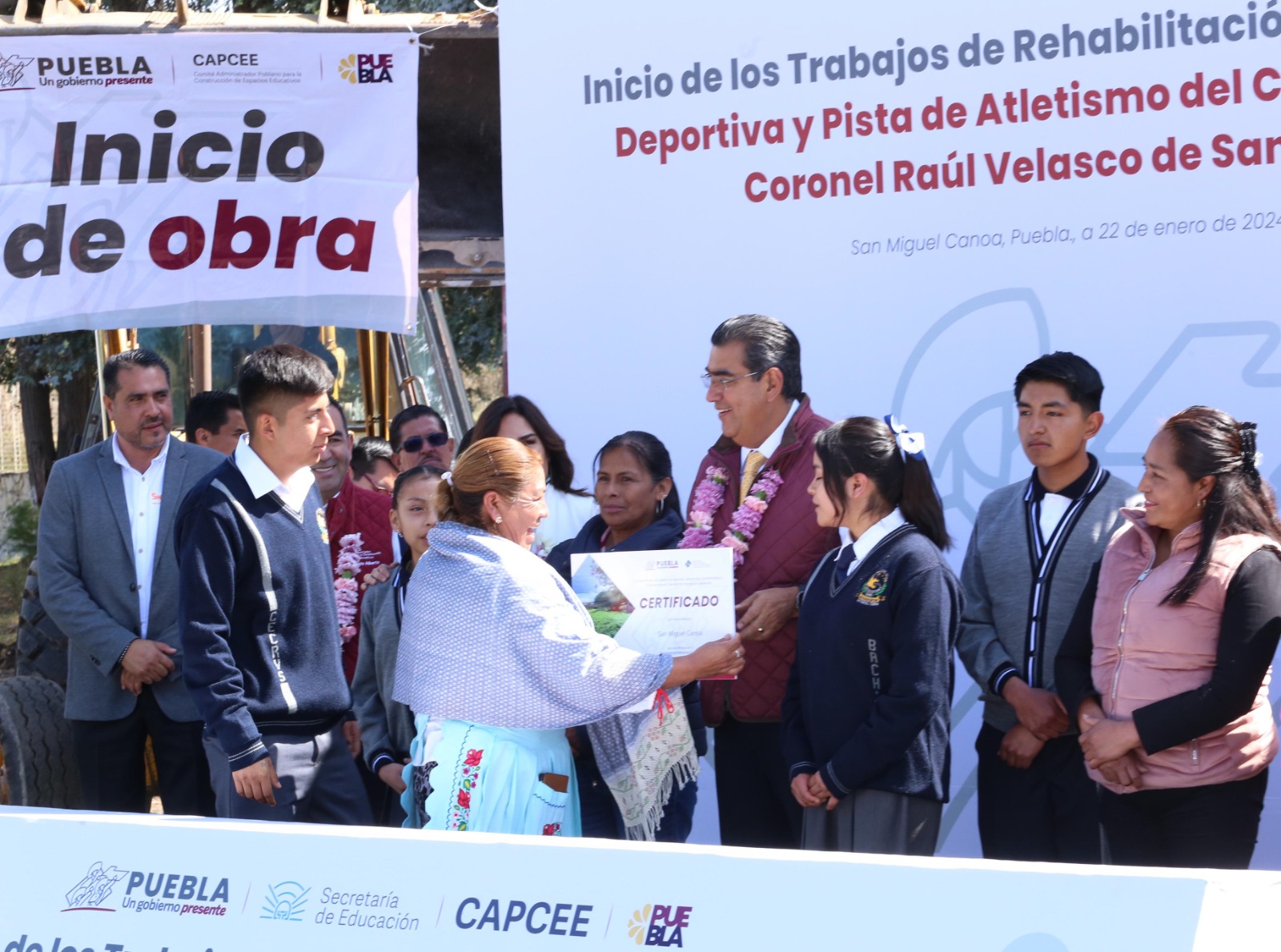 Educación, centro de las estrategias gubernamentales de Puebla: Sergio Salomón
