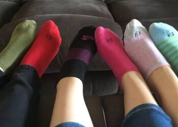 Día del Síndrome de Down. ¿Por qué se usan calcetines de colores y disparejos el 21 de marzo?
