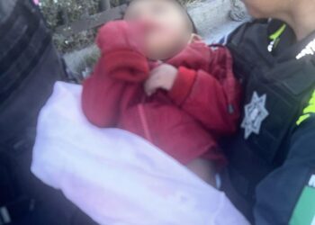 Abandonan a un menor dentro de una maleta en la colonia La Loma