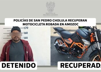 Policías de San Pedro Cholula recuperan motocicleta robada en Amozoc
