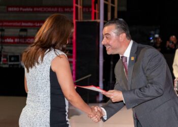 Más de 400 graduados IBERO Puebla: las y los mejores para el mundo
