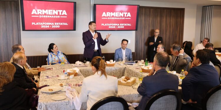 Armenta sostiene encuentro estratégico de alianzas para el progreso empresarial en Puebla