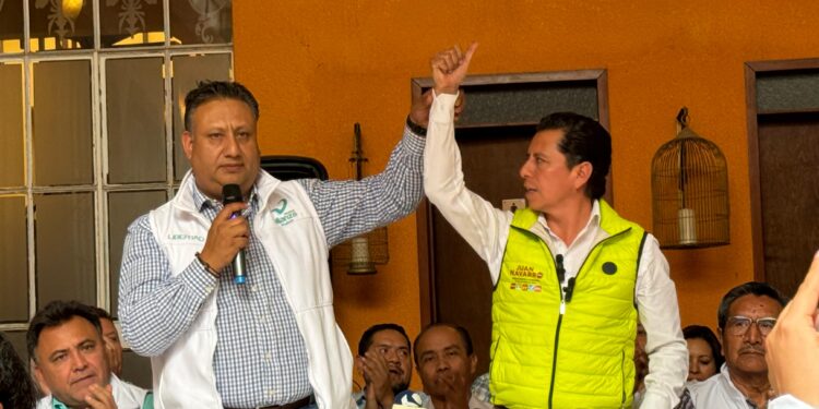 Juan Navarro es un aliado de la educación: reconoció Alfredo Gómez, líder sección 51, SNTE