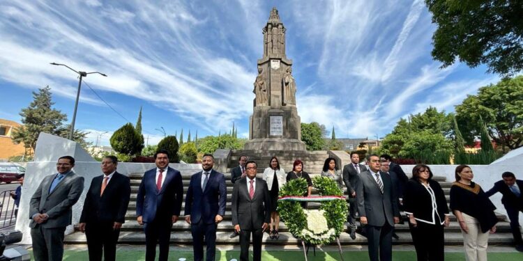 Autoridades realizan ceremonia por el 493 aniversario de la fundación de Puebla