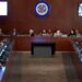 OEA arropa a México; aprueba resolución de condena «enérgica» a la incursión en embajada en Ecuador