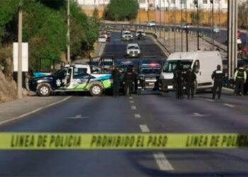 Los mensajes dejados en los 7 cuerpos en el Periférico señalaban la actividad delictiva: FGE