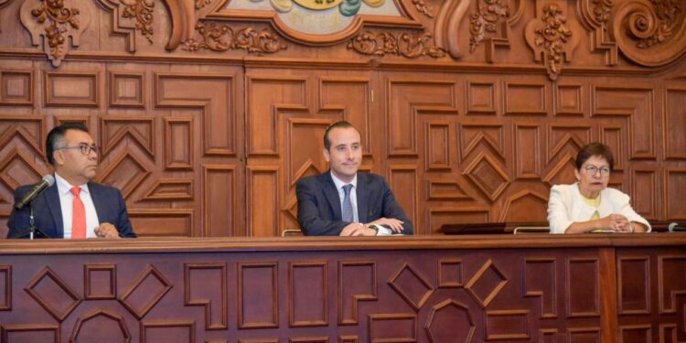 Expone Mario Riestra su Plan de Gobierno ante el Consejo Universitario de la BUAP