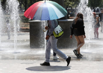 SMN pronostica temperaturas superiores a los 40 °C en 26 estados para este martes;  Puebla tendrá hasta 45°C