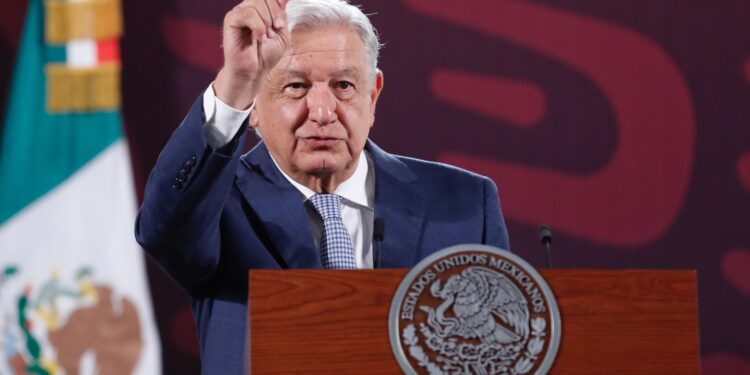 Nerviosismo financiero no dará marcha atrás a la reforma del Poder Judicial: AMLO