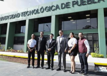 Salomón Céspedes preside la inauguración de la Unidad de Docencia y Trabajos de Obra en el Edificio de Sistemas Automotrices de la UTP