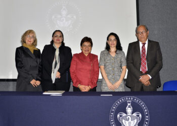 Bachillerato Internacional 5 de Mayo forma mejores seres humanos: Rectora María Lilia Cedillo Ramírez