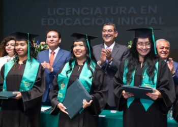 En Puebla, educación está fortalecida: Sergio Salomón
