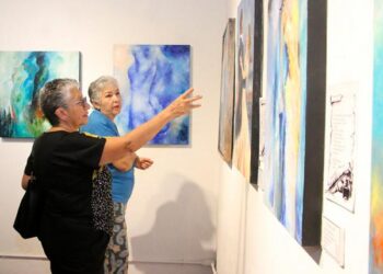 Alberga Casa de la Cultura exposición “El mundo en un poema”