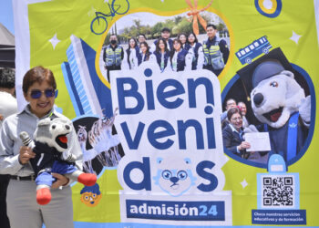 Rectora María Lilia Cedillo Ramírez da la bienvenida a los alumnos y alumnas de nuevo ingreso