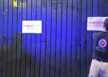 Servicios de emergencia de San Pedro Cholula atienden incidente en fábrica de textiles