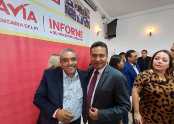 Asistió edil de Coronango a informe del diputado Jorge Luis Vélez Pavía
